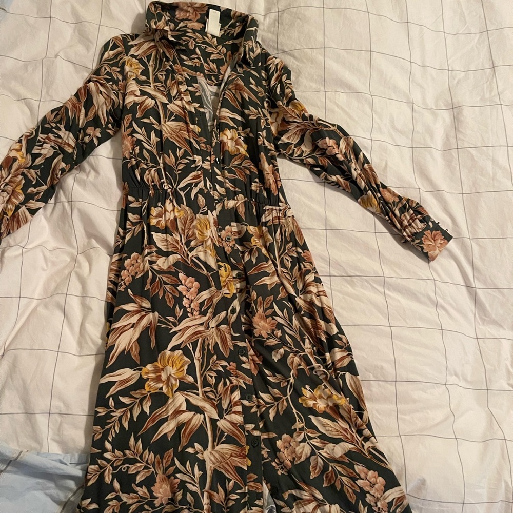 Button-down collared dress